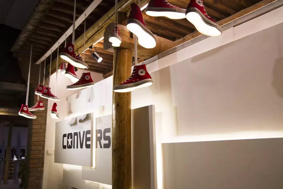 有没有为买一样东西排过队？机会来了，可以去排匡威的队了～