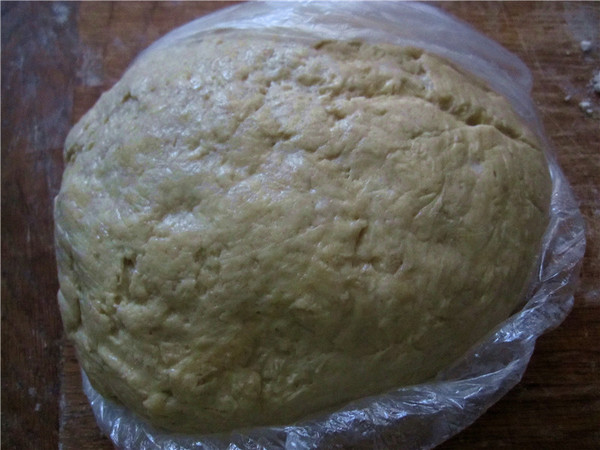 炸油条放什么粉油条炸的松软好吃,家常炸油条放碱吗