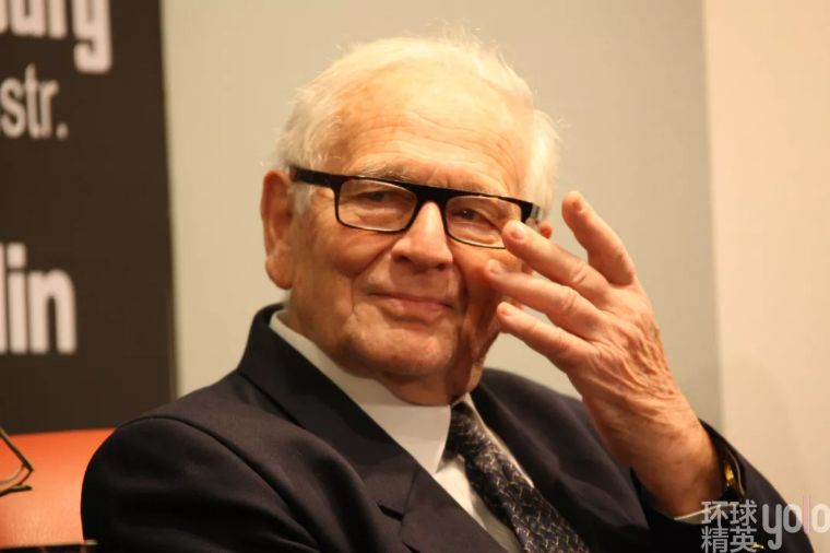 中国时尚的启蒙*皮人**尔·卡丹,用剪裁改变世界的面貌