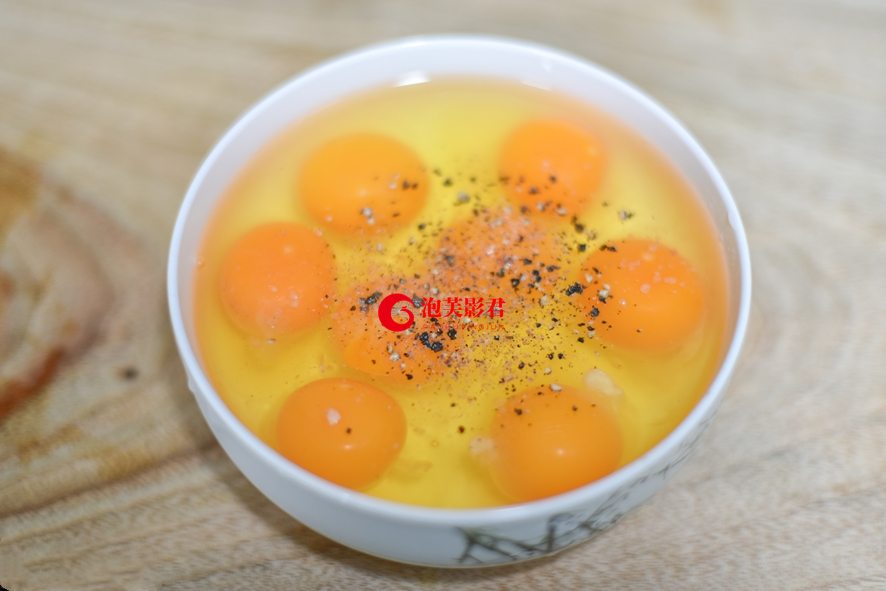 韩国的紫菜包饭的做法视频,正宗韩国紫菜包饭视频教程