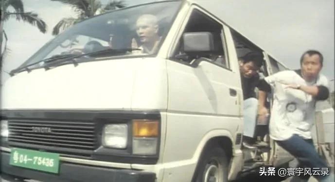 看起来再普通不过的丰田海狮，为何成了远销欧亚非的经典车型？