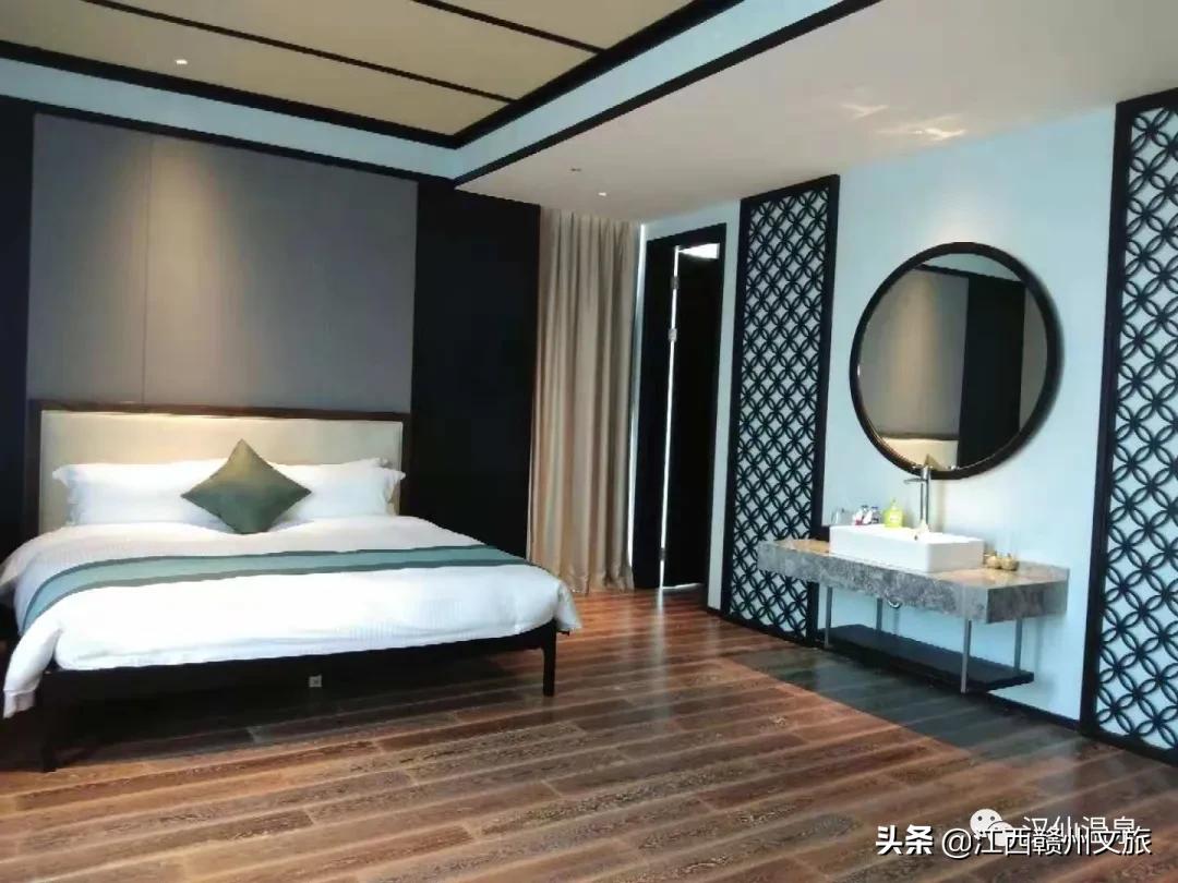 天凉了，告别秋燥，温泉养生约起来吧！