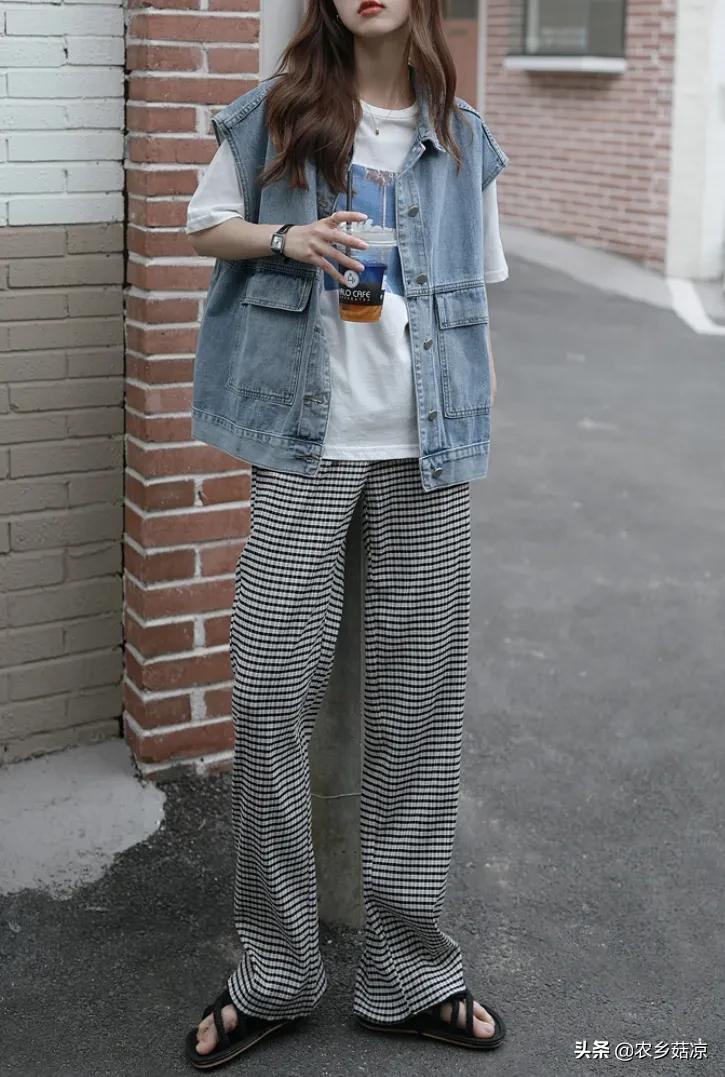 皮肤黑腿粗的女生穿什么衣服,皮肤黑腿粗女生穿搭