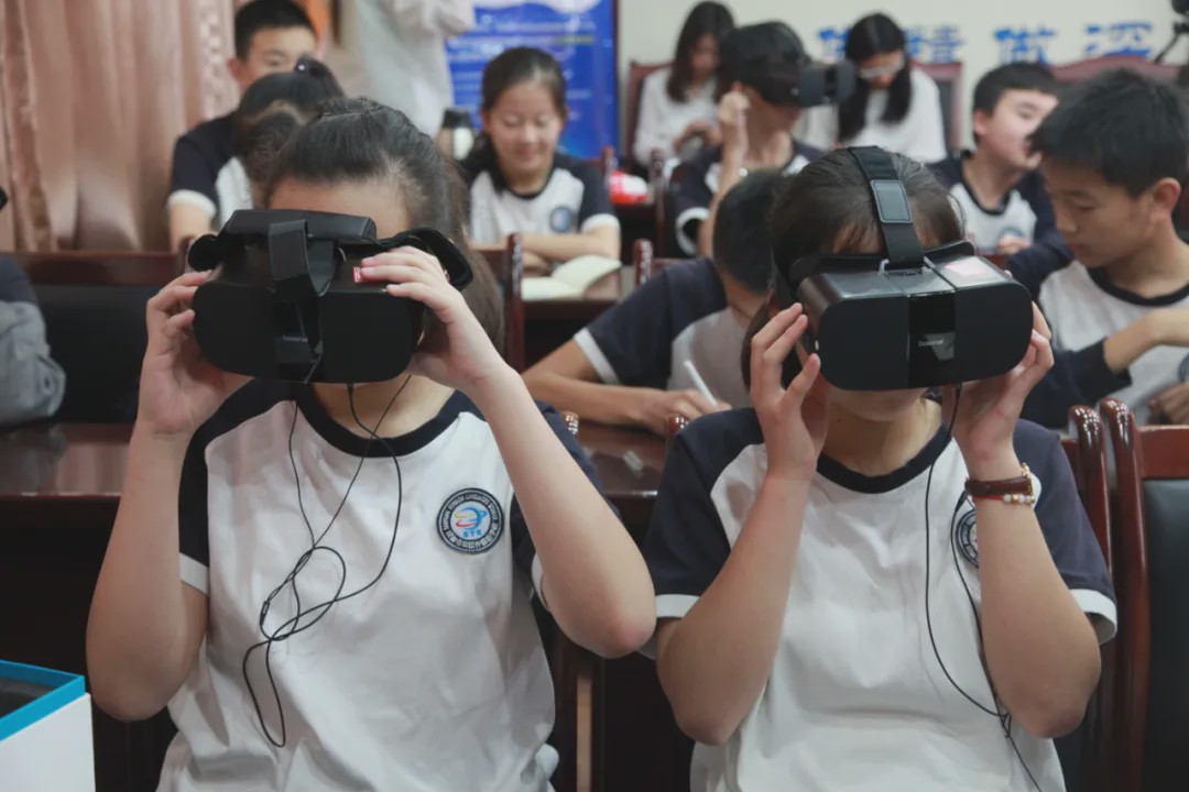 青春有你，真好！成都最美夏季校服大赏