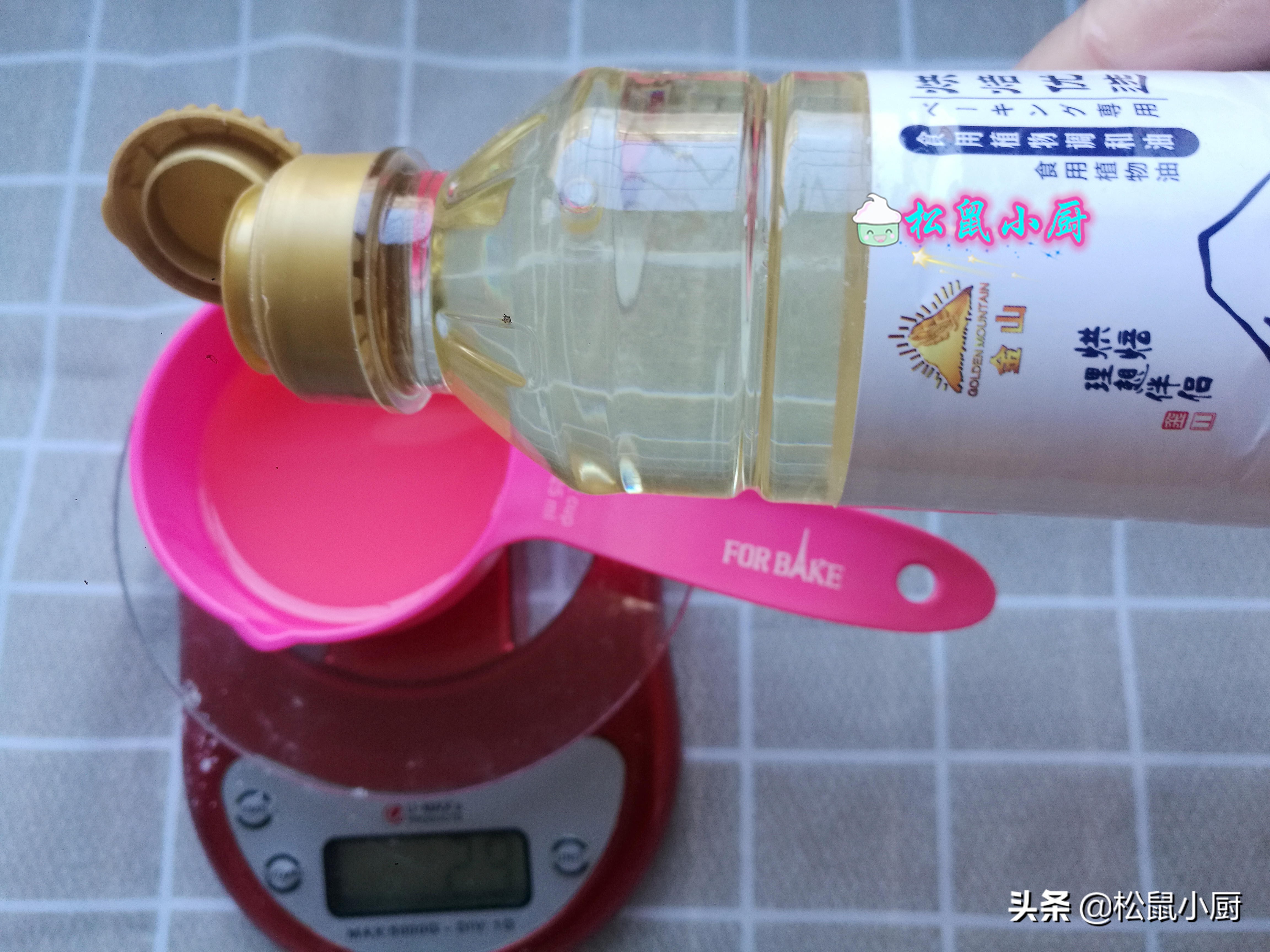 不用烤箱不用电饭煲做简单的蛋糕,不用烤箱的小蛋糕松软香甜