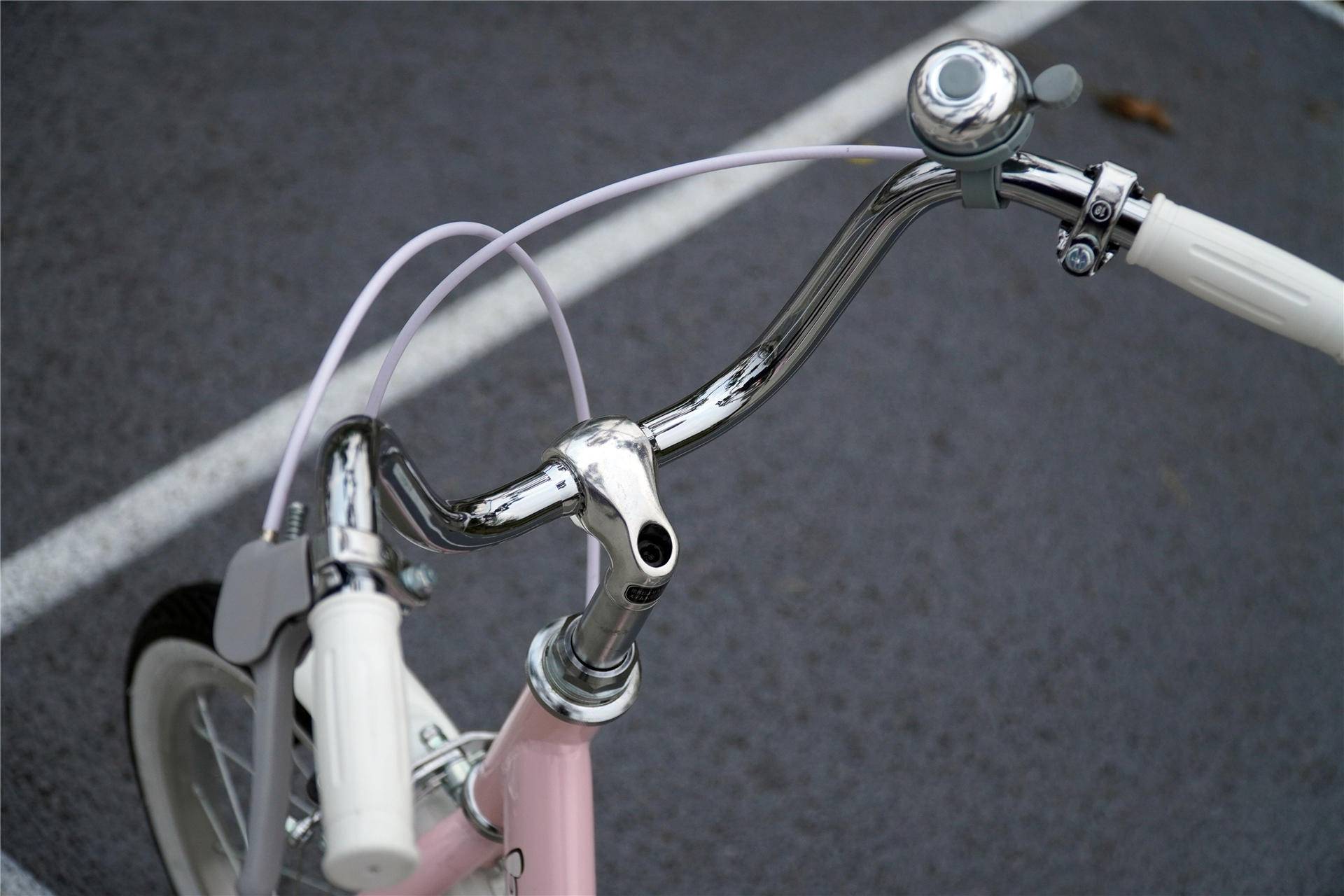 什么礼物让孩子一直挂念你？Babyrun萌骑奇儿童自行车测评