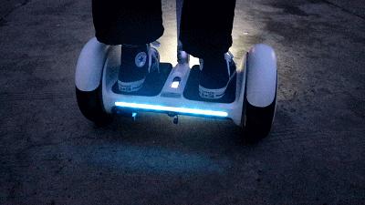 最高时速可达80公里小时,最高时速可达180公里以上