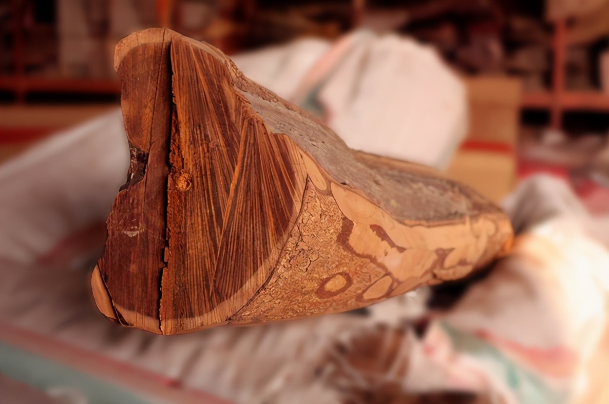 玉石手串不佩戴时如何保养,佩戴的金丝楠手串怎么保养