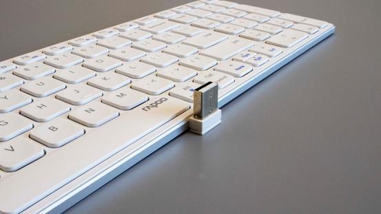 无线键盘推荐雷柏e9350g,雷柏键盘e9350g如何看充电完成