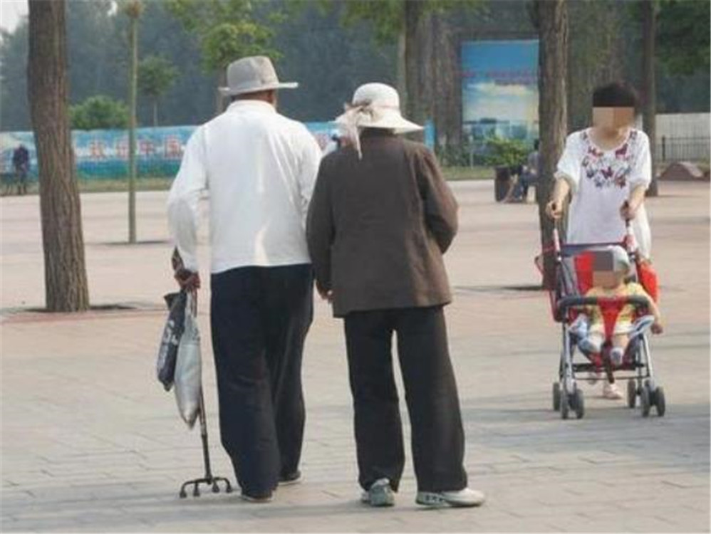 50后丁克族后悔吗,丁克族不生孩子有后悔的吗