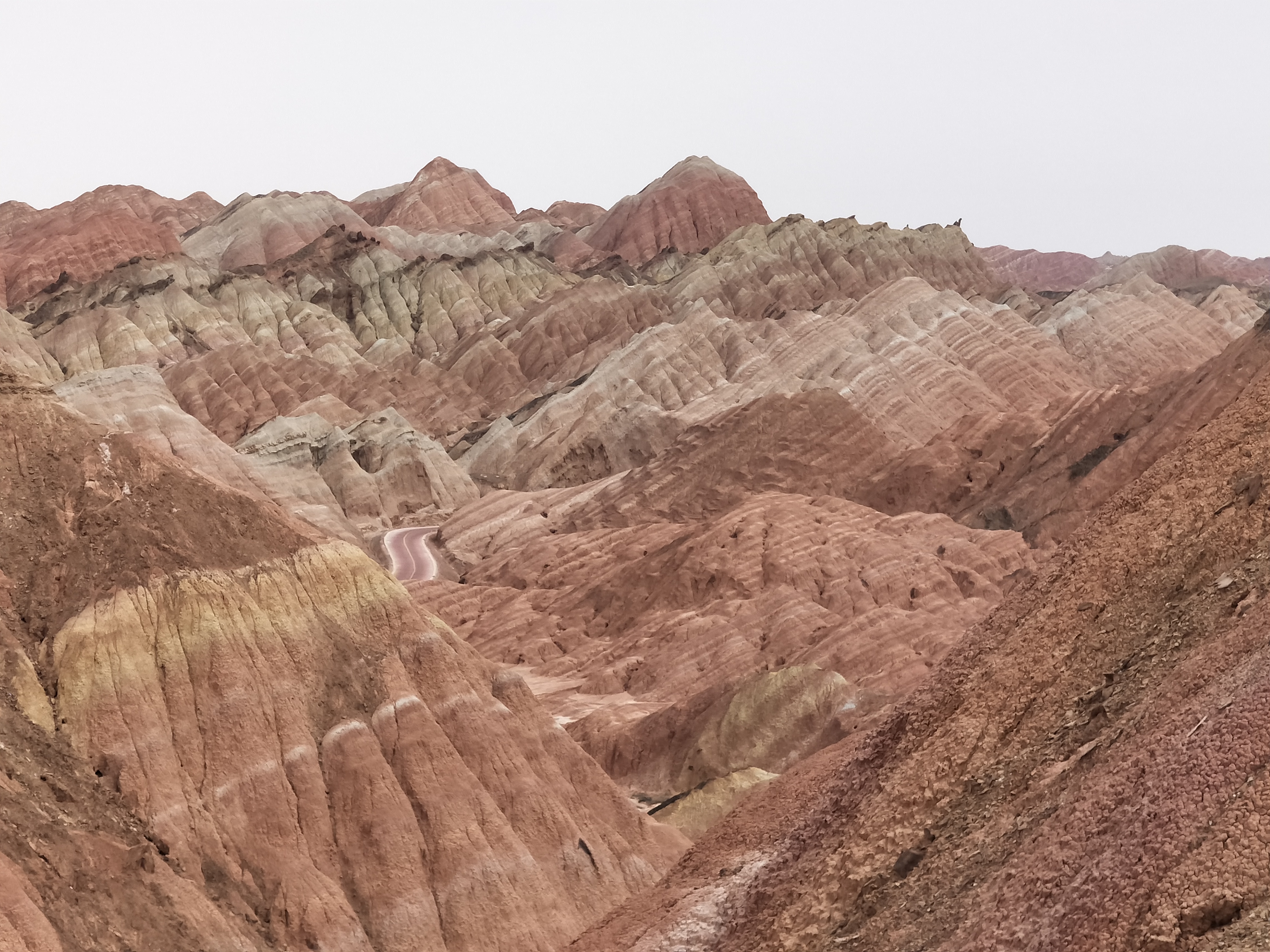 甘肃张掖七彩丹霞旅游攻略,游玩大西北甘肃省张掖市七彩丹霞