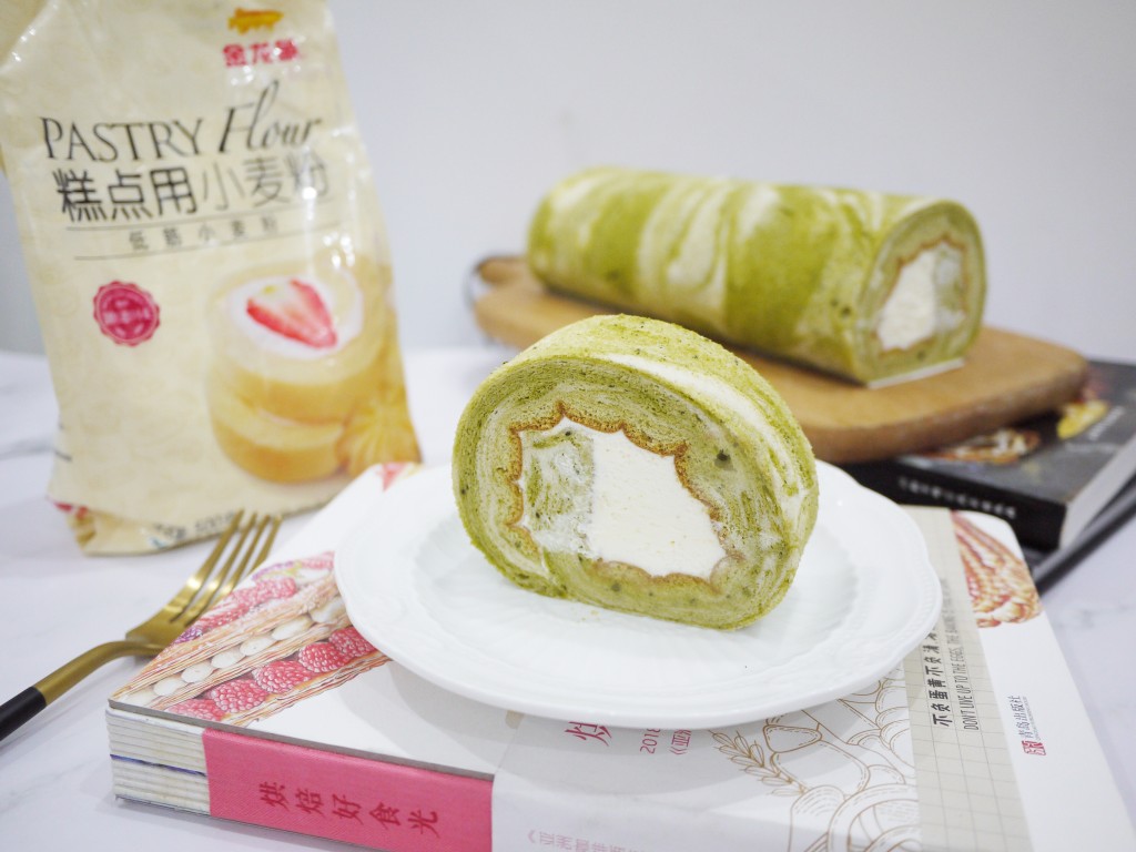 抹茶蛋糕松软细腻有诀窍,抹茶蛋糕撒上抹茶真的好吃