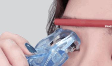 吴谨言迪丽热巴对比惨烈,热巴年纪更小却因这个bug显老10岁?