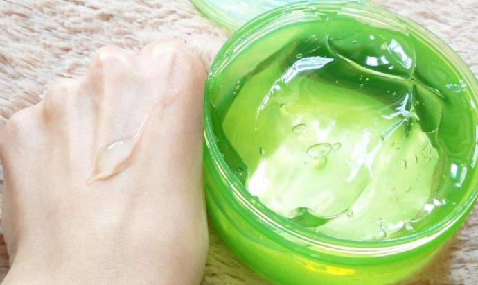 正品完美芦荟胶有祛疤功能吗,哪个牌子的芦荟胶祛痘好一点