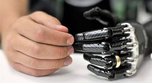 #清风计划#在人体中植入设备,还是在设备中植入人体?