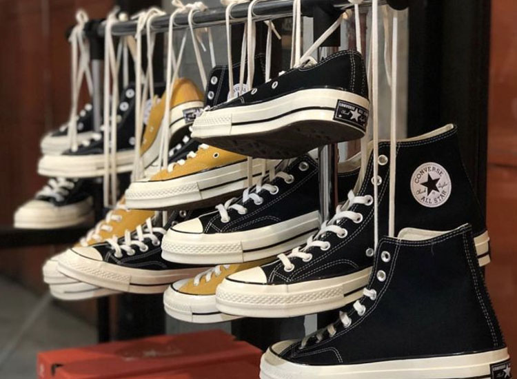 匡威帆布鞋为什么有的上脚很难看,不开胶帆布鞋