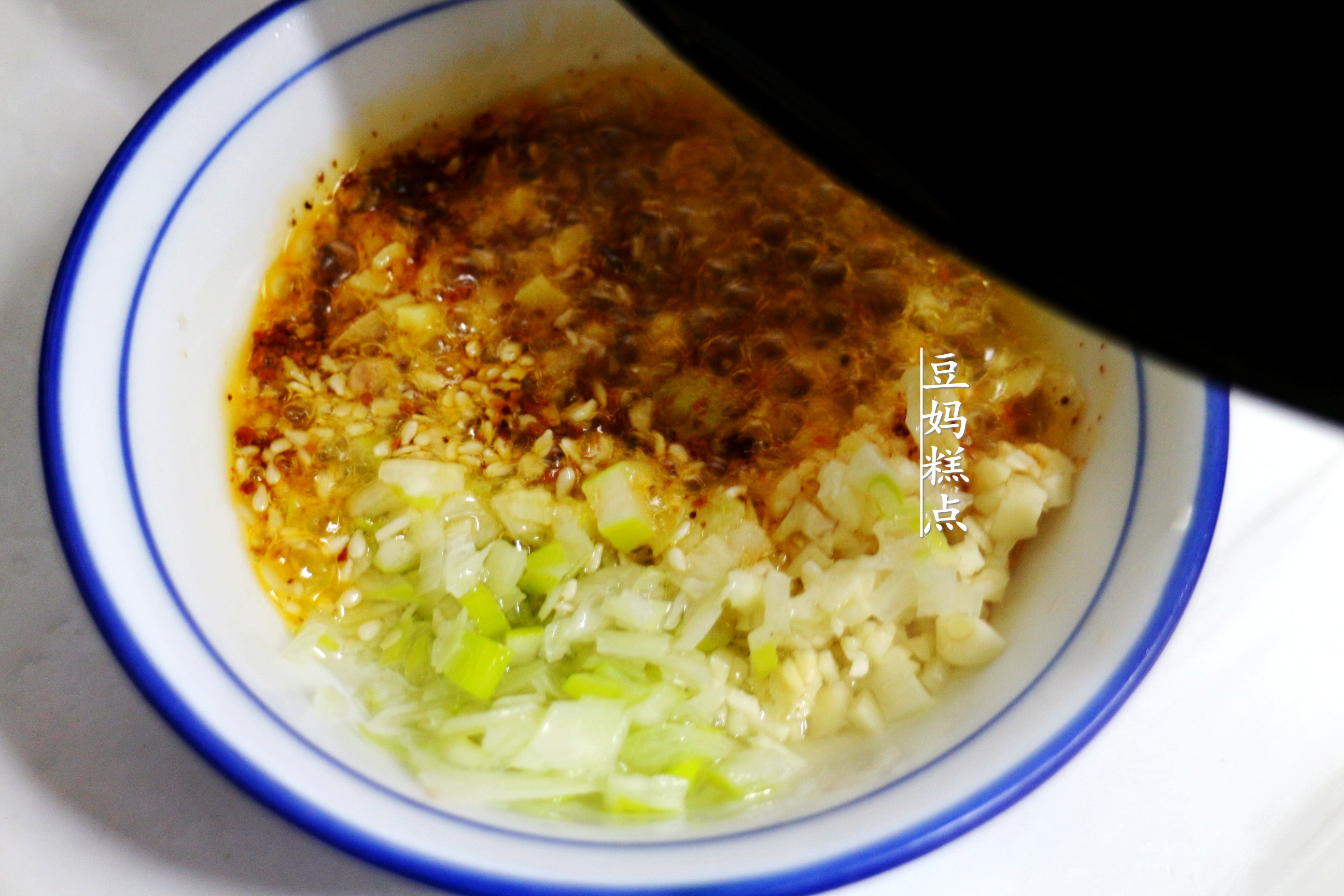 大盘鸡怎么做,大年三十鸡怎么吃好呢