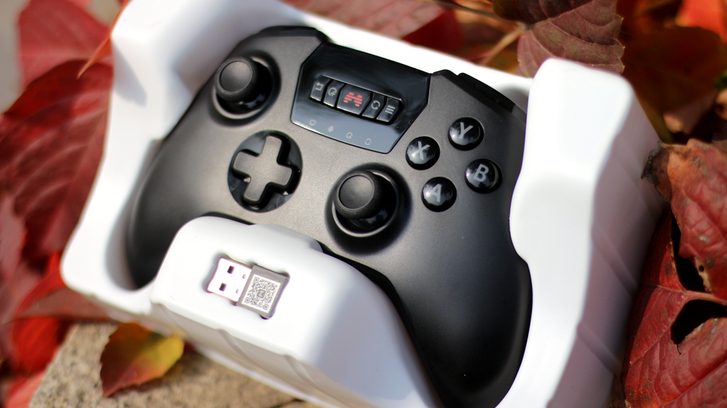 多平台适配的入门游戏手柄,多平台互通手游