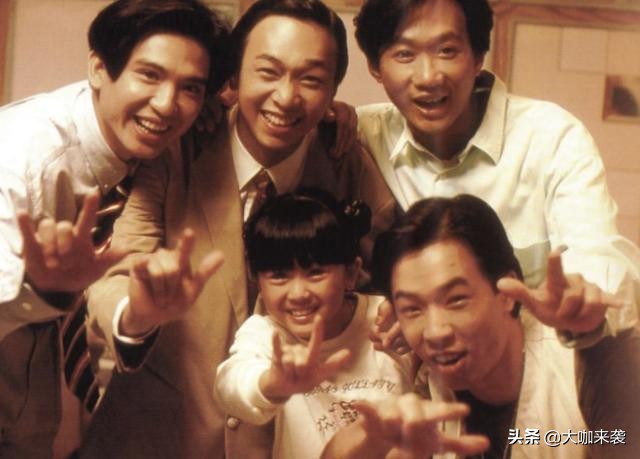 唐宁和张国荣合影,张国荣和周润发年纪