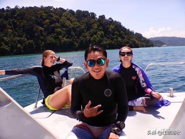 潜水会浮起来怎么办,如何潜水在水底不浮起来