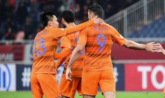 他才是中国足坛最强星二代，曾代表国足亮相世界杯，如今成名帅