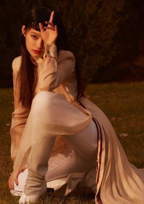 林允自己剪刘海,林允剪过刘海吗