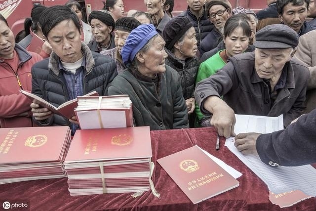 2020年宅基地确权证能变更户主吗,潮汕土地确权证和宅基地确权证