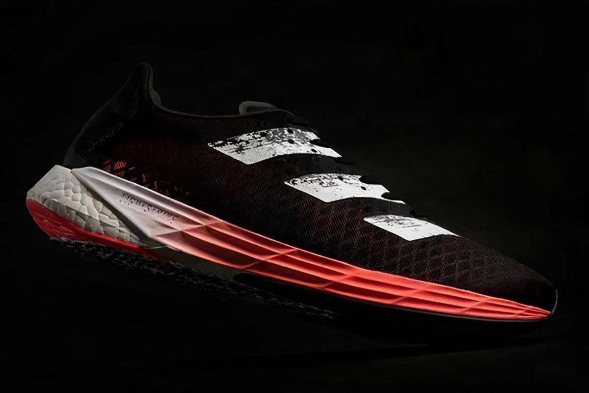 跑鞋鞋面科技不完全盘点,上脚后的舒适和贴合感由它们保障