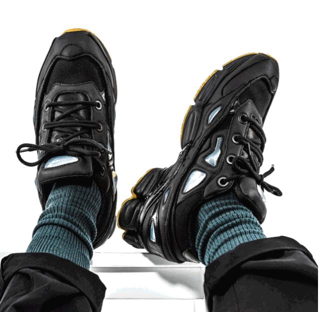 为什么有男性喜欢穿袜子的女生,为什么女生都喜欢男生穿袜子