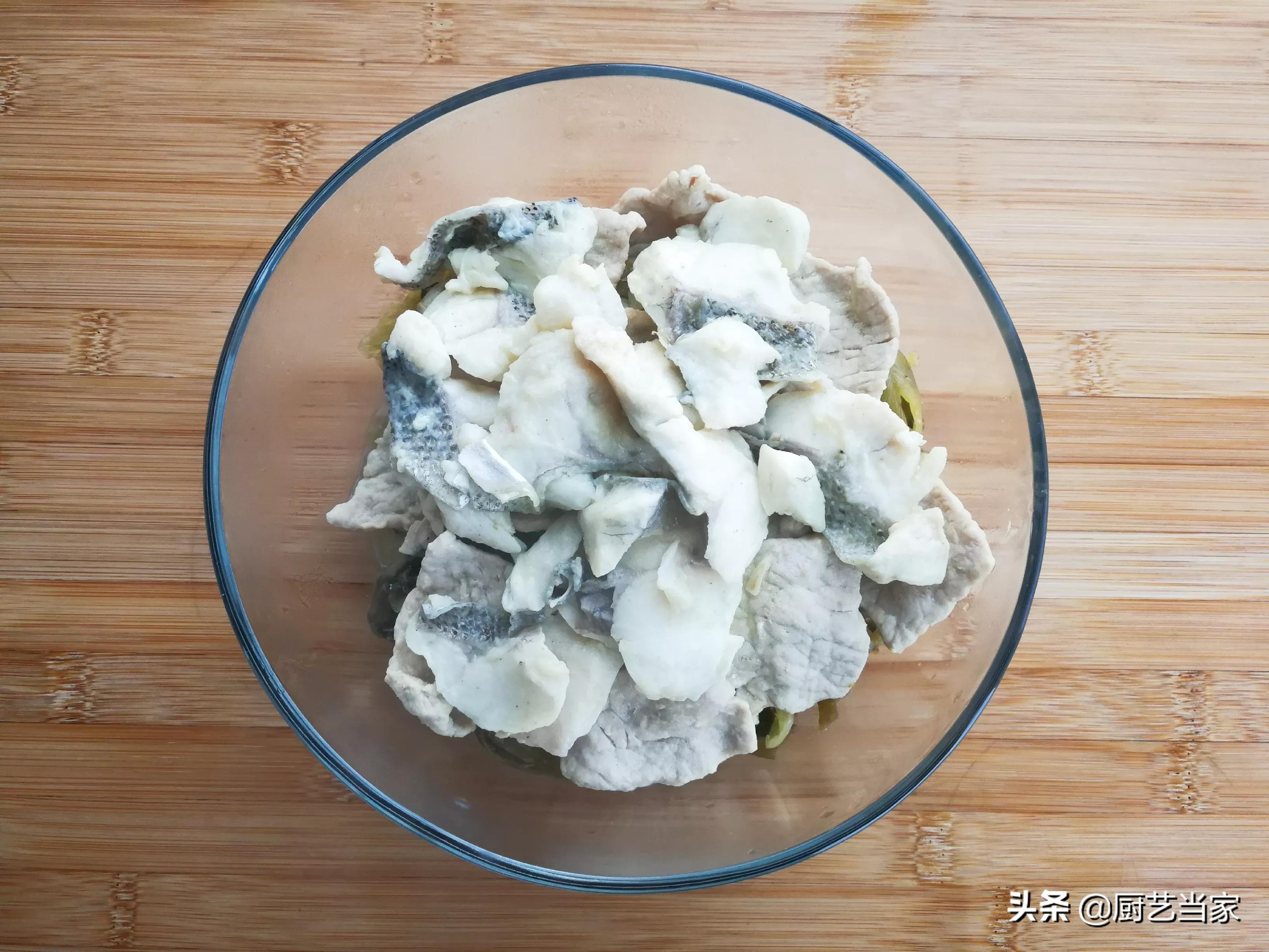 麻辣酸菜滑肉汤的做法,酸菜鲈鱼鱼片怎么腌制比较嫩