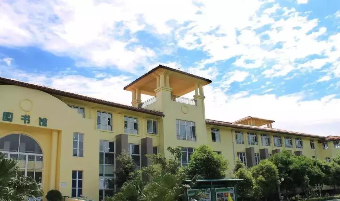 全国十大奇葩高校,奇葩高校盘点