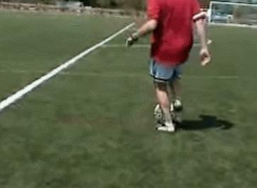 运球急停体前变向衔接前后转身,足球变向过人教学