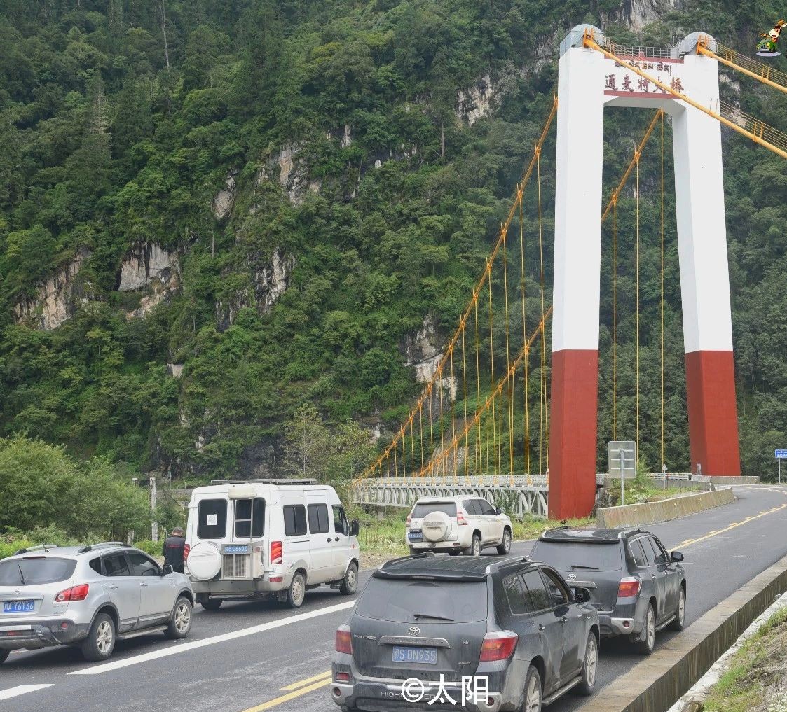 自驾游改装房车四驱可以吗,房车自驾游遇到自改房车