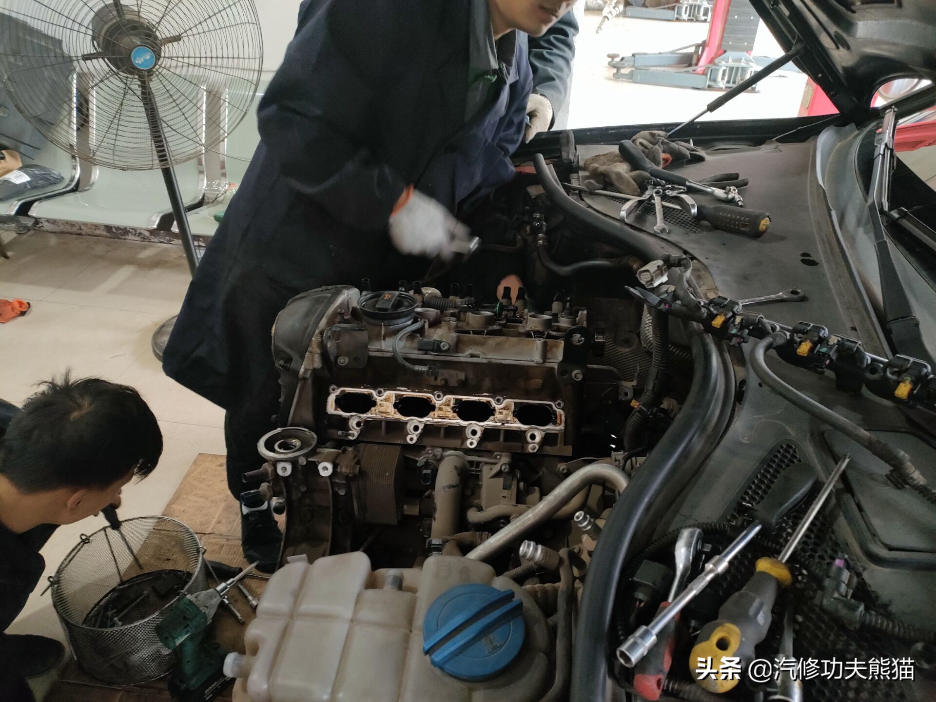 挑战奥迪A6低油耗,2009款奥迪a6l2.0t烧机油严重吗