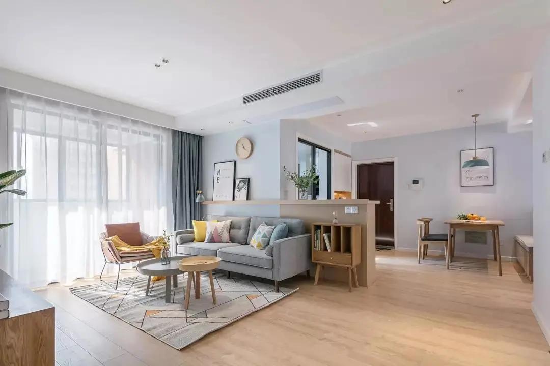 地板被水泡了鼓包怎么修复,地板鼓包没有工具修复方法