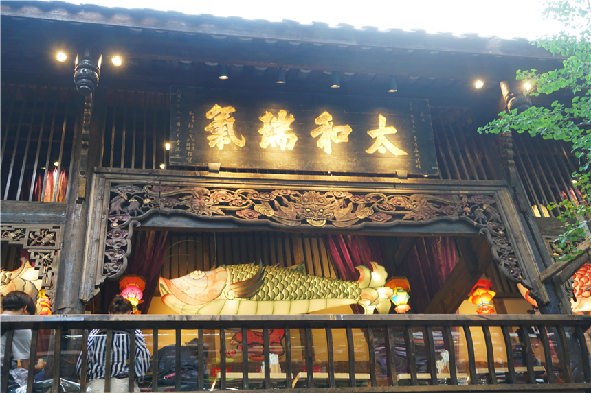 成都宽窄巷子慢生活,汇聚了地道成都文化的精髓,外地游客必打卡