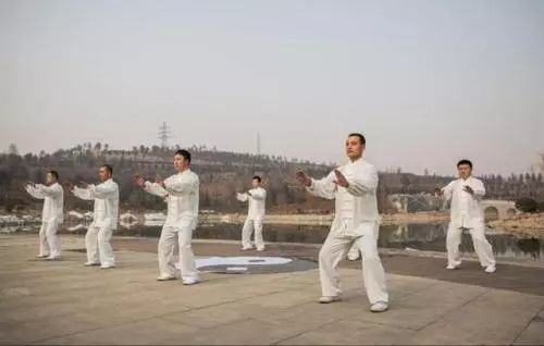 初学站桩的正确方法视频,初学站桩的正确视频教程