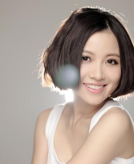 姚贝娜乳腺癌肿块,姚贝娜乳房重建