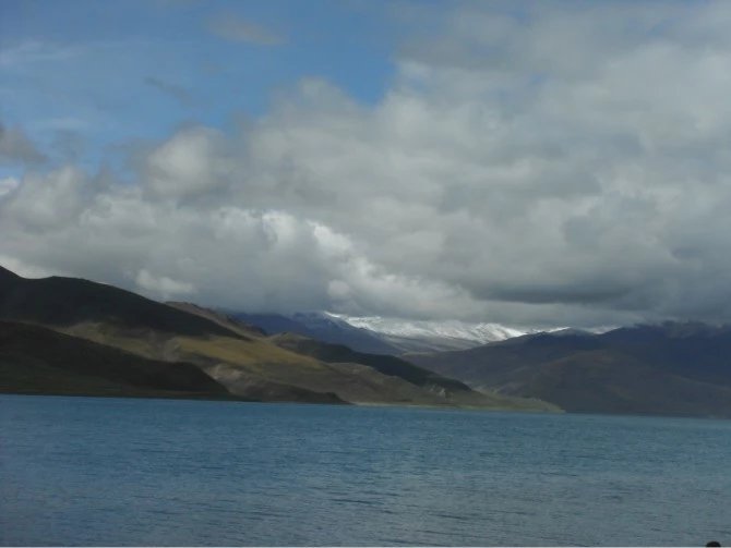 女孩独自一个人去旅游的心理,独自一人去西藏在哪里最好