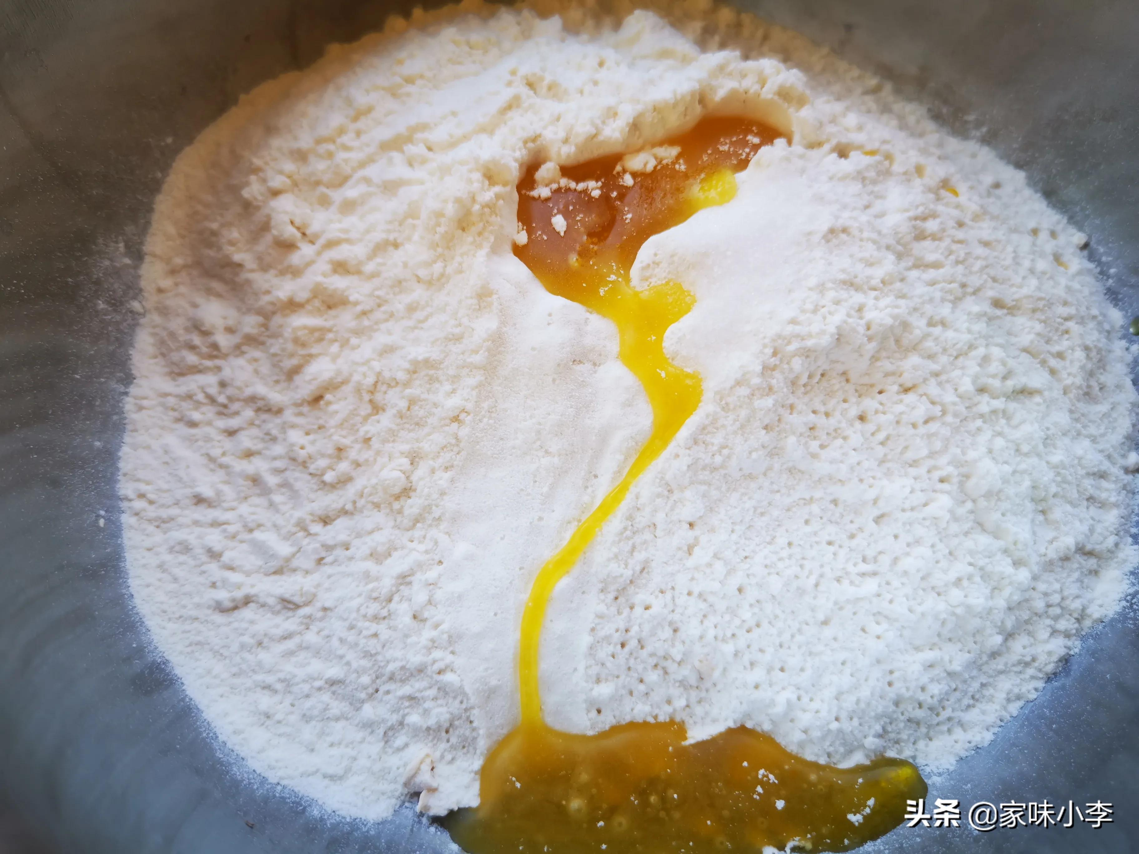 蒸饺用热水还是冷水和面,蒸饺和面用冷水还是热水