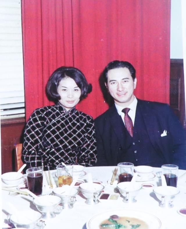 何超琼的传奇人生,何超琼的智慧与超凡的能力