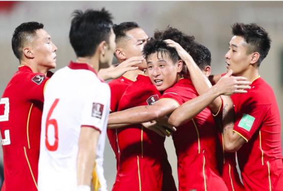 武磊妻子和女儿,武磊和他妻子的爱情故事