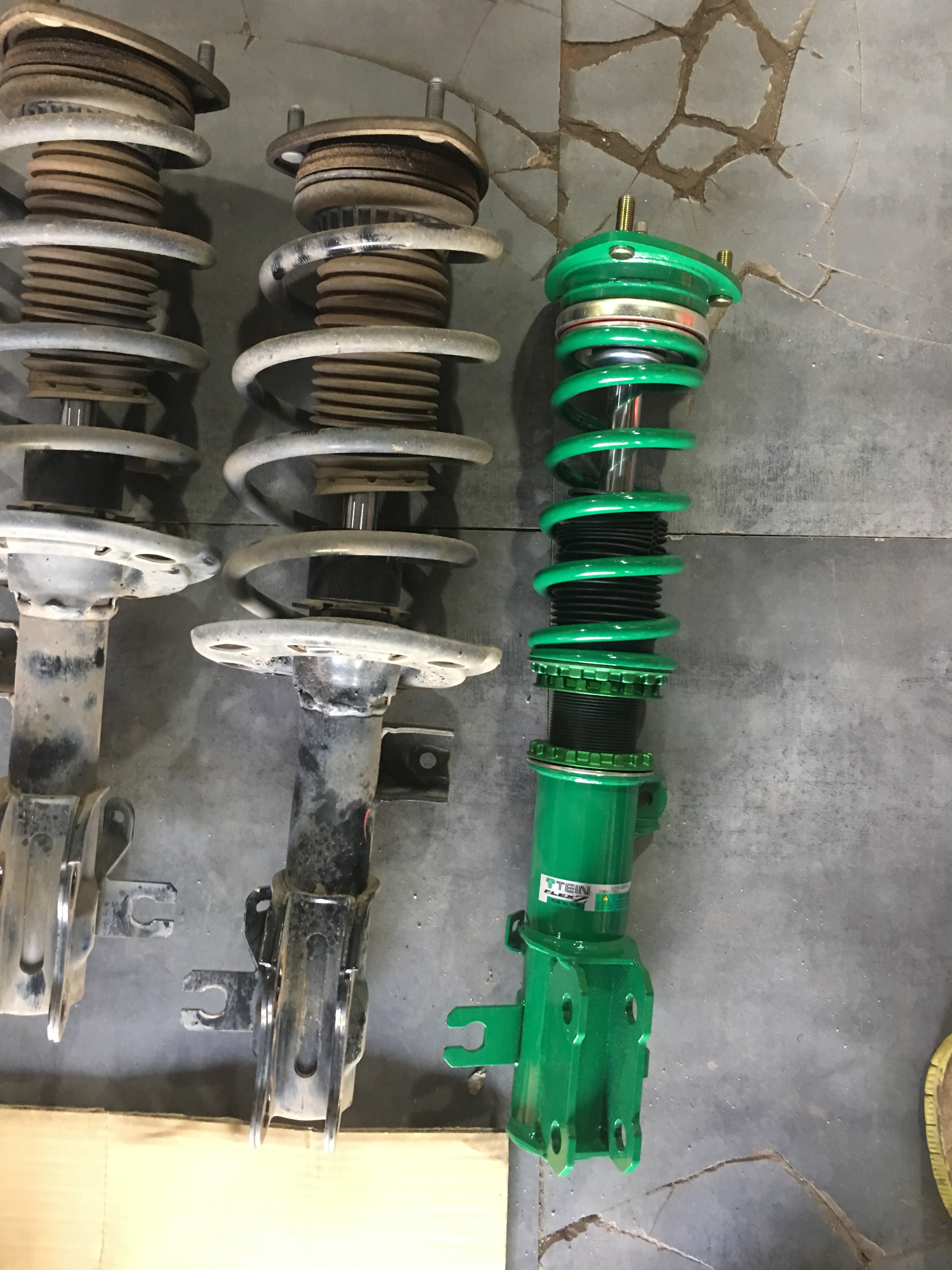 马自达阿特兹改装绞牙避震价格,2018款马自达阿特兹2.5轮毂改装