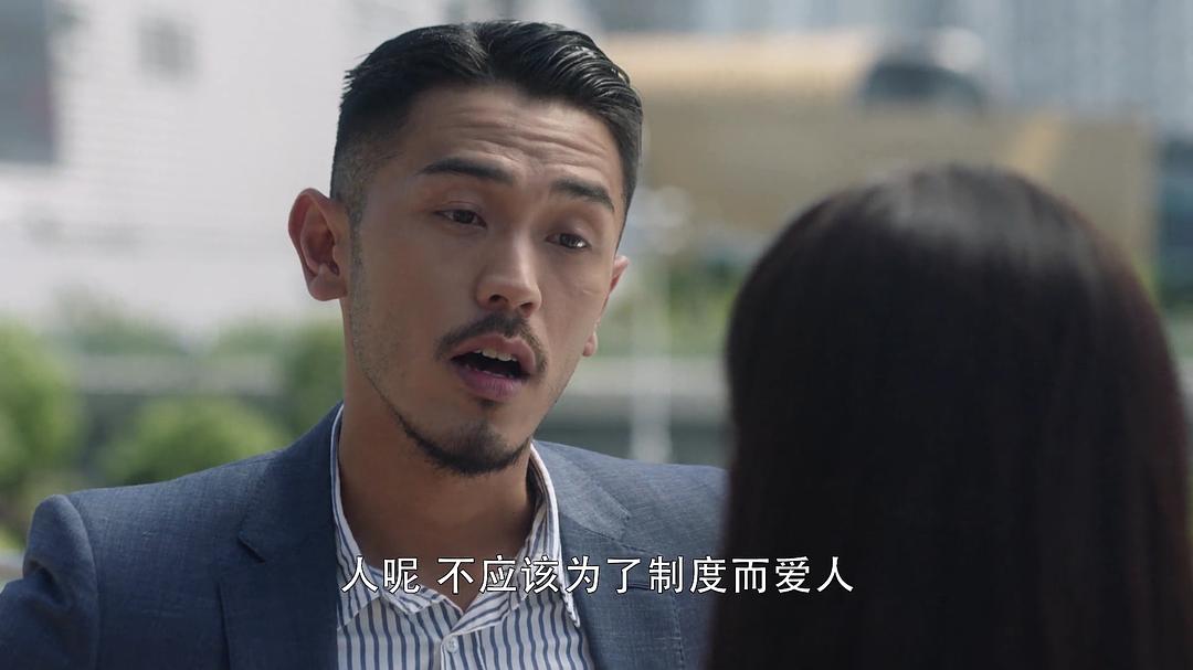 三十而已顾佳王漫妮钟晓芹结局,三十而已王漫妮告诉顾佳出轨