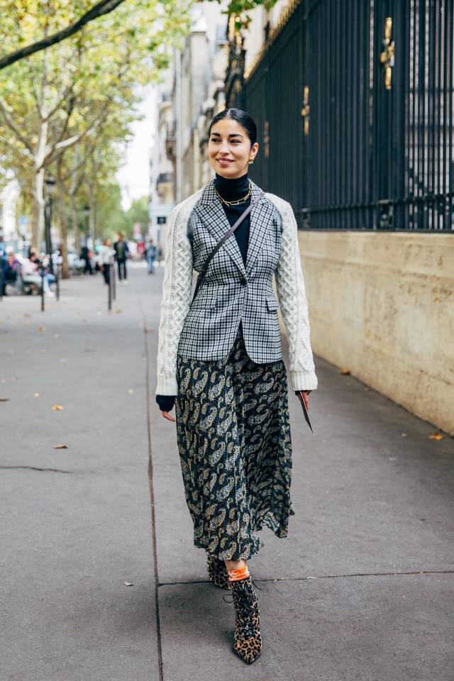 小白鞋怎么搭配过膝靴,短白靴鞋穿搭