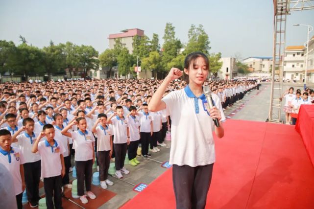 湘潭江声实验学校直播回放,湘潭江声实验学校毕业典礼