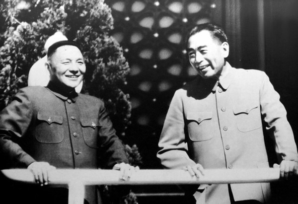 周恩来最后一个春节，病情恶化做完大手术，挂念患病的矿工和学者