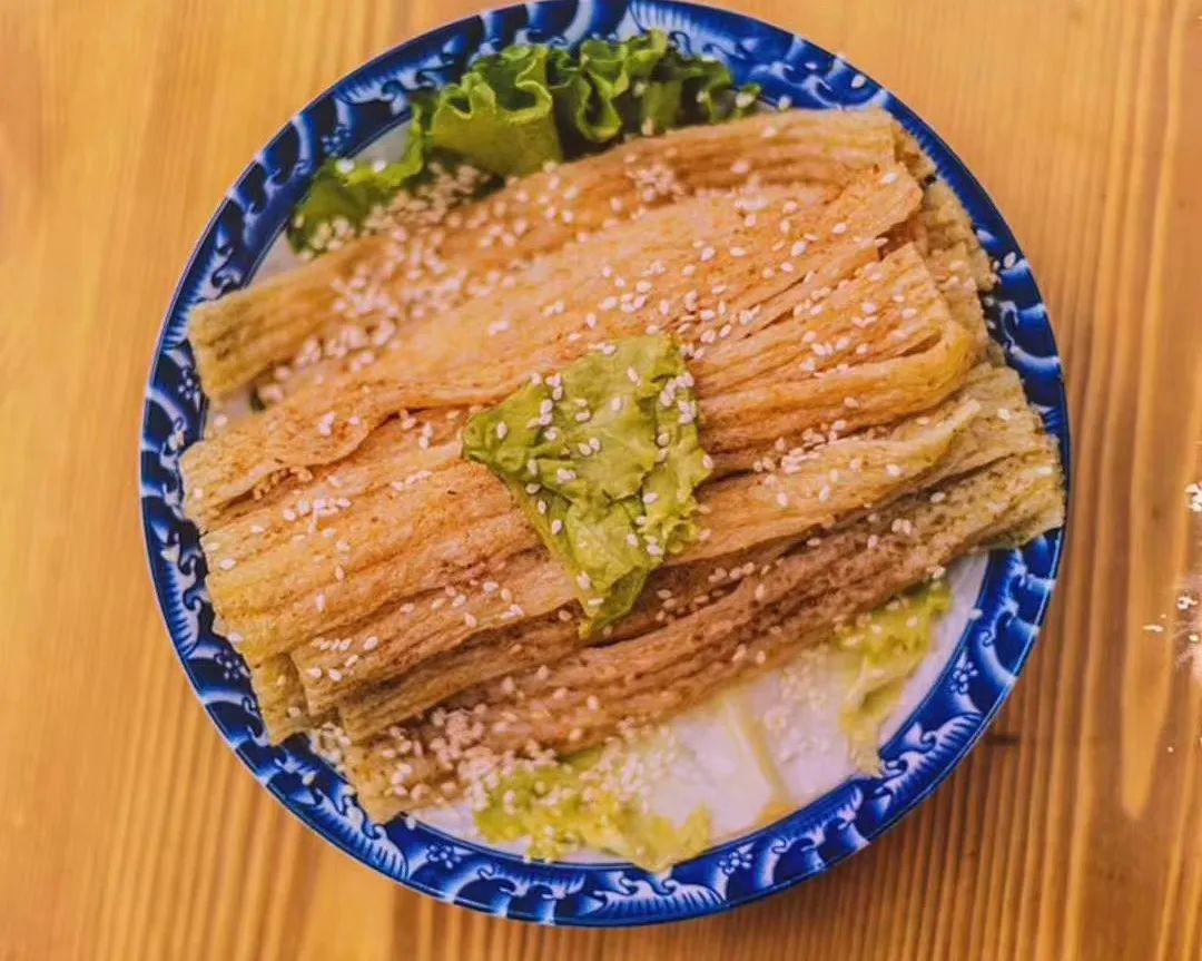 CBD里的Chloe、AmandaandKatharine，都在㳽到脑壳买农副产品