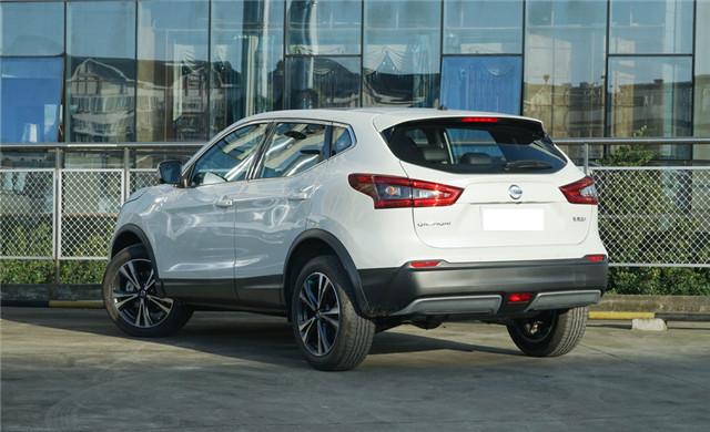 日产逍客2.0l哪个版本最值得入手,逍客1.3t和2.0l发动机哪个好