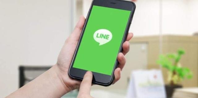 马化腾靠微信怎么盈利的,马化腾白手起家成为老板的过程